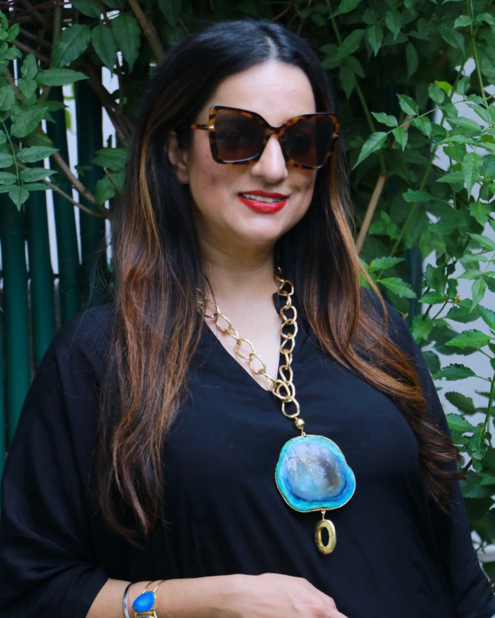 Turquoise Blue Agate Bold Necklace