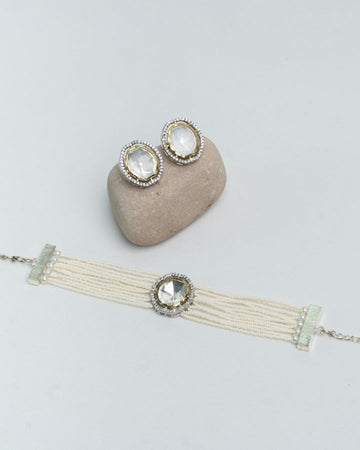 Multistrand Moti Beaded Oval Shaped Choker