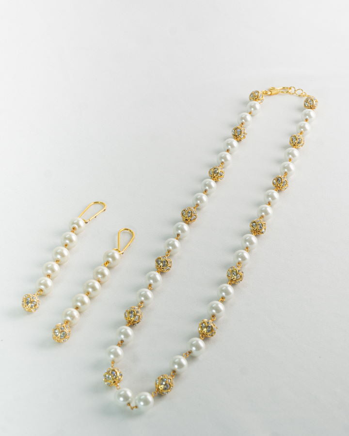 Pearl Shimmer Chain