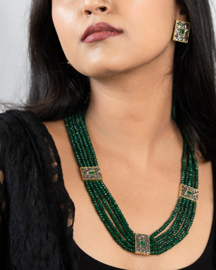 Stylish Green Emerald Necklace-Women's fashion jewellery online