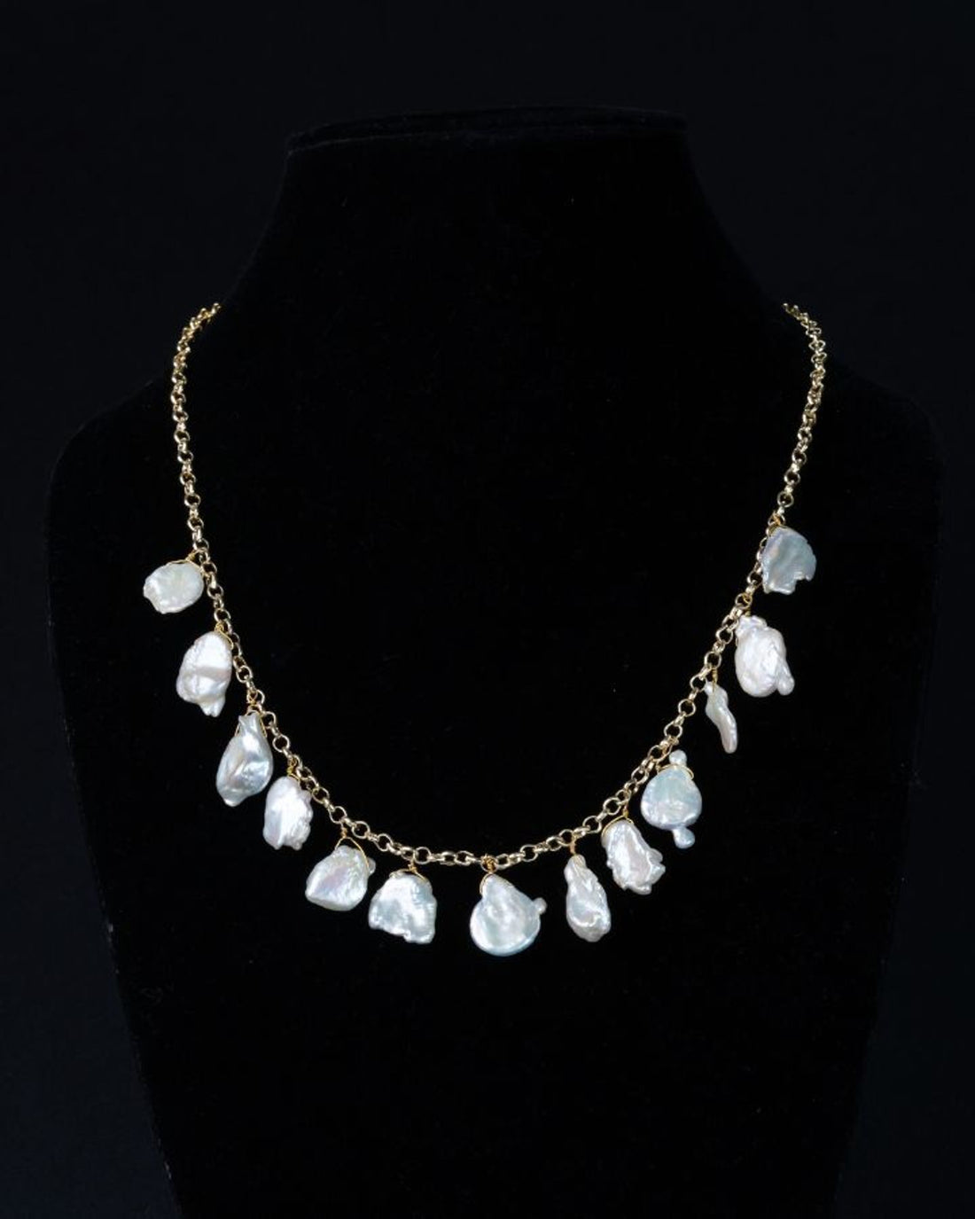 Unshaped Pearl Necklace