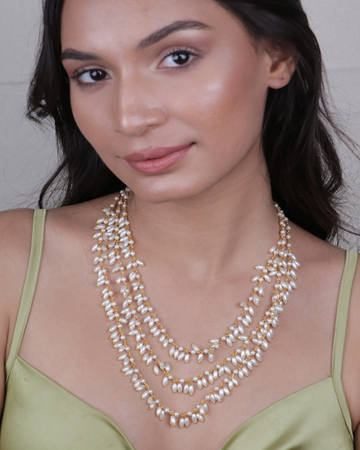 Pretty Rice Pearl Layered Necklace