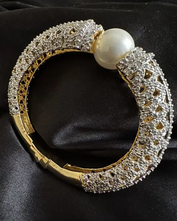 Exquisite Zircon Pearl Bracelet Kada