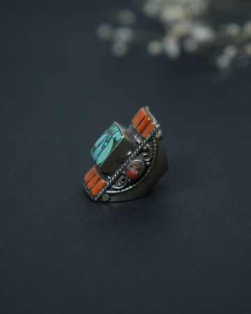 Classy Turquoise oxidized silver ring
