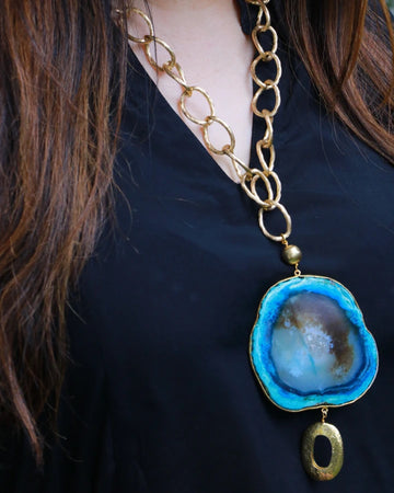 Turquoise Blue Agate Bold Necklace