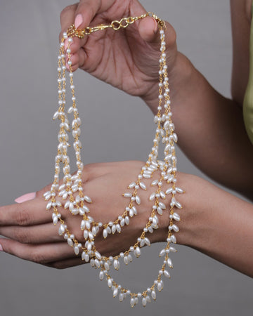 Pretty Rice Pearl Layered Necklace