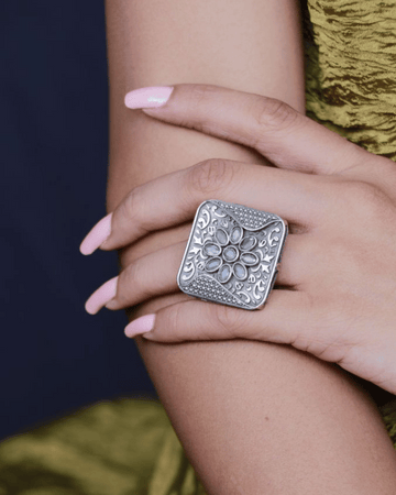 Square oxidized silver ring