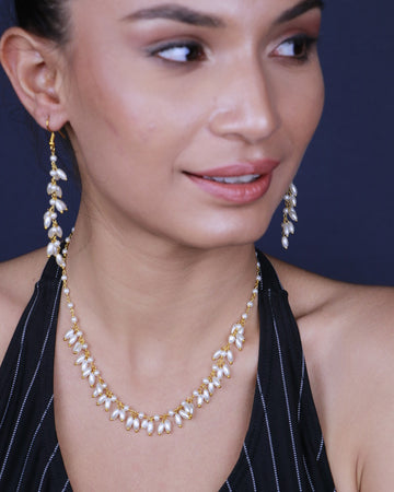 Delicate  Rice Pearl Necklace Set
