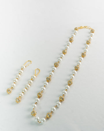 Pearl Shimmer Chain