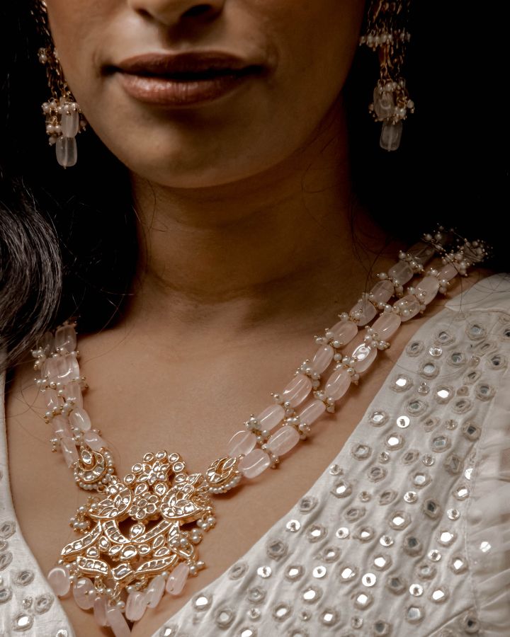 Elegant Rose Quartz Necklace