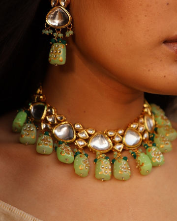 Laara Neon Kundan Choker